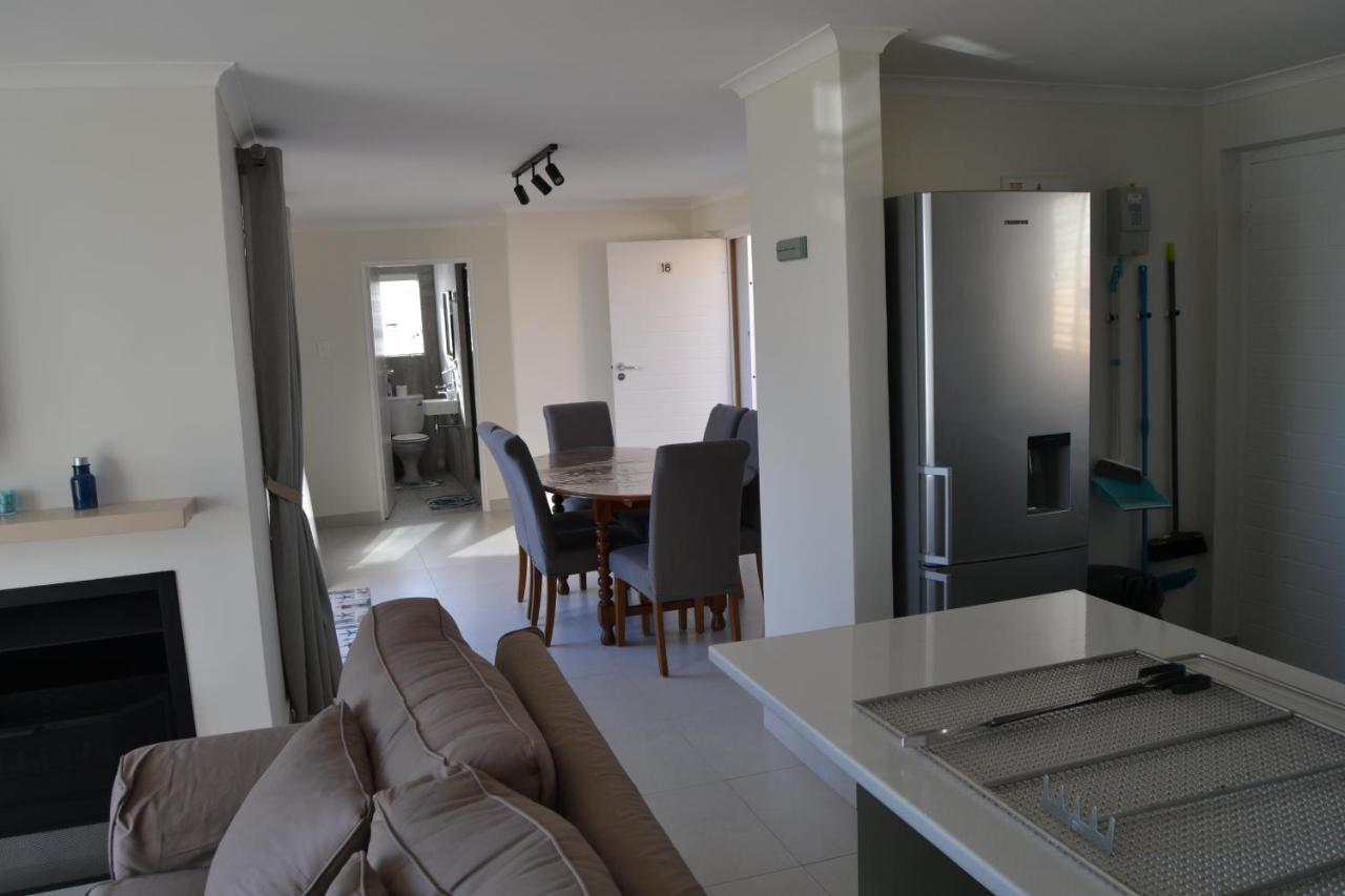 Hermanus Beach Club - Le Maree House 18 Εξωτερικό φωτογραφία